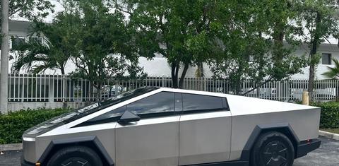 Tesla Cybertruck 2024