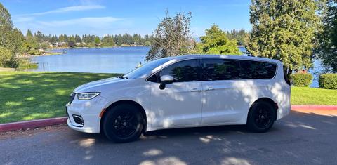 Chrysler Pacifica 2023