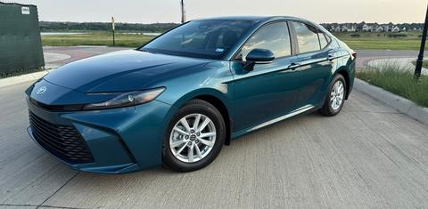 Toyota Camry Hybrid 2025