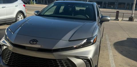 Toyota Camry Hybrid 2025