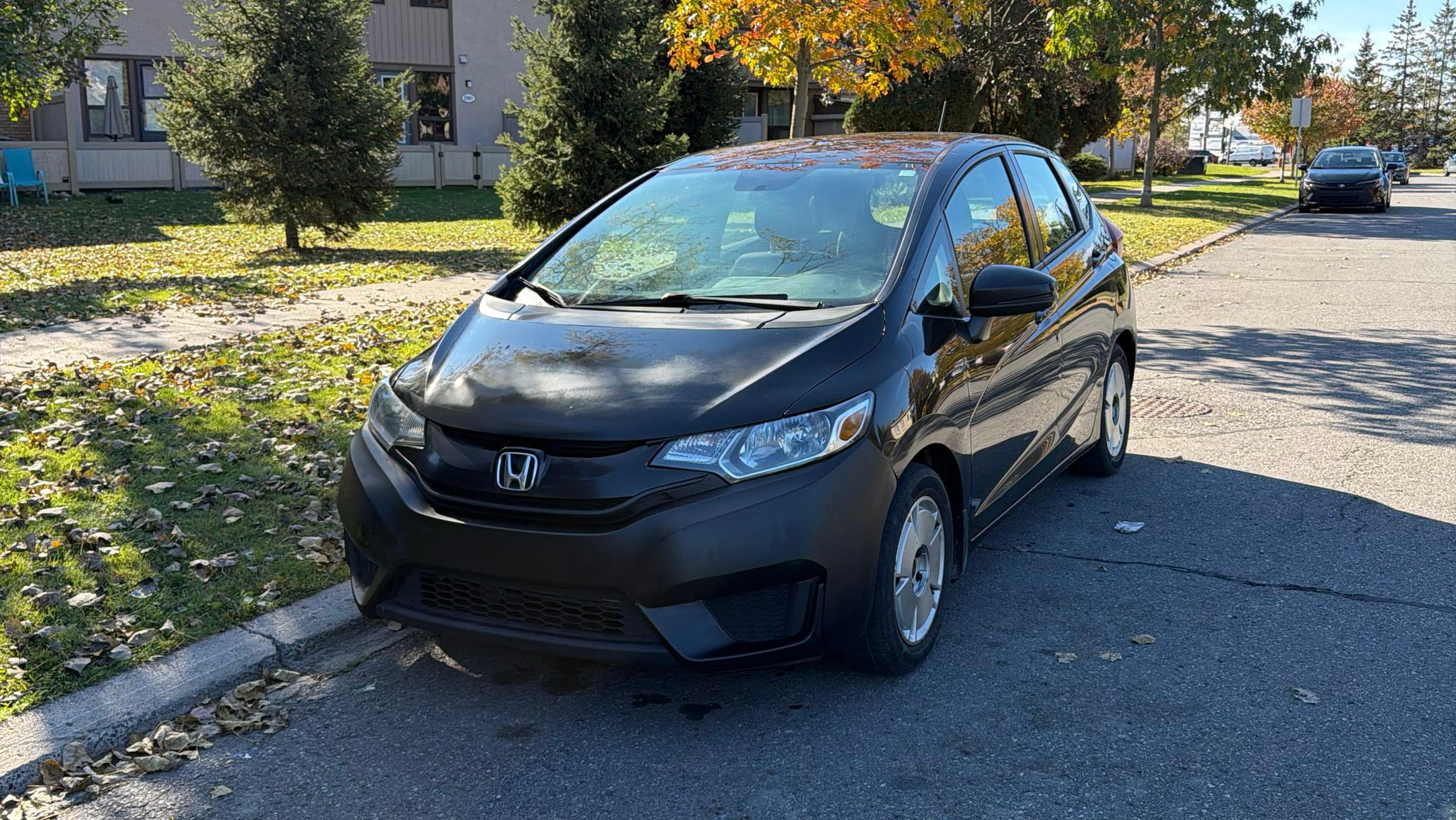 Honda Fit 2015 in Ottawa, ON
