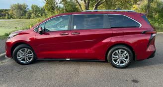 Toyota Sienna 2023 — Exotic car rental alternative in Saint Paul, MN