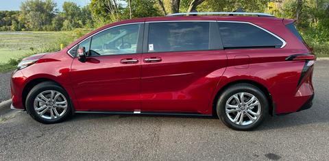 Toyota Sienna 2023