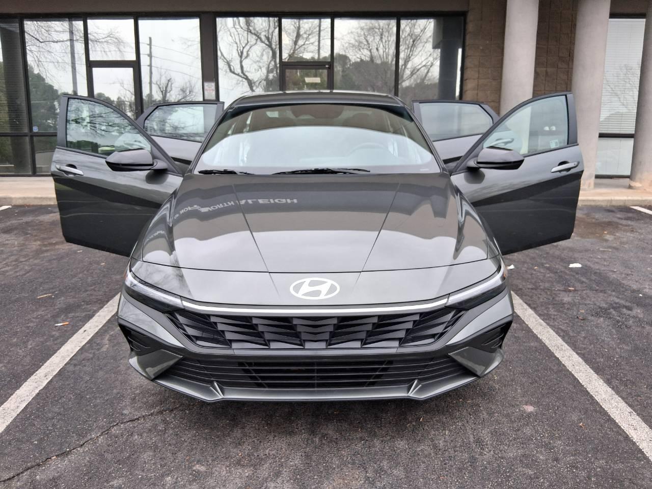 Hyundai Elantra 2025 in Raleigh, NC