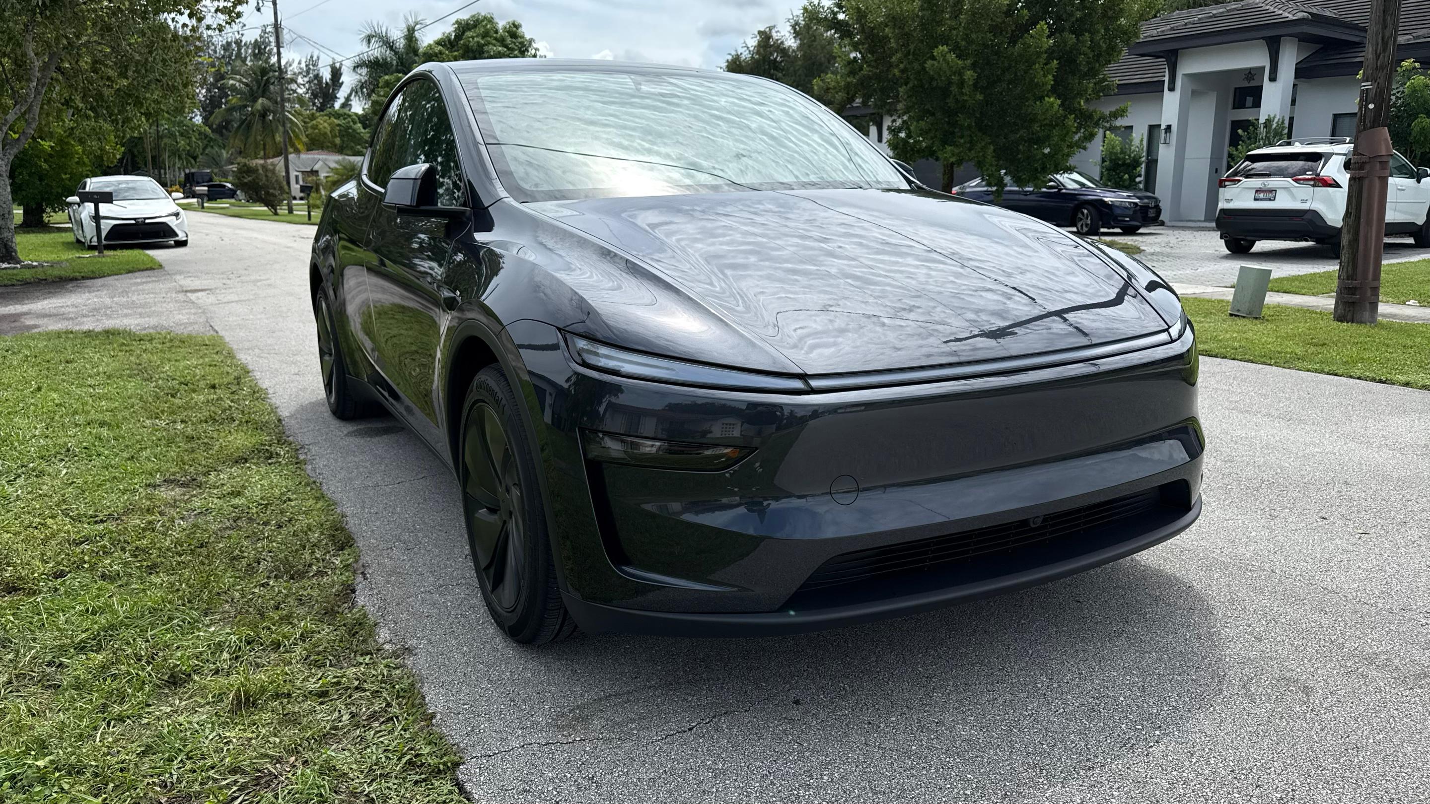 Tesla Model Y 2026 in Plantation, FL