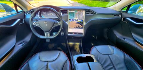 Tesla Model S 2014