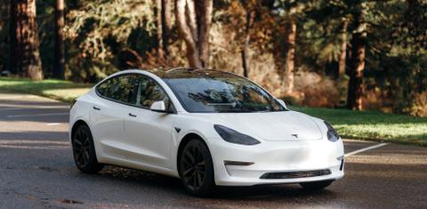 Tesla Model 3 2023