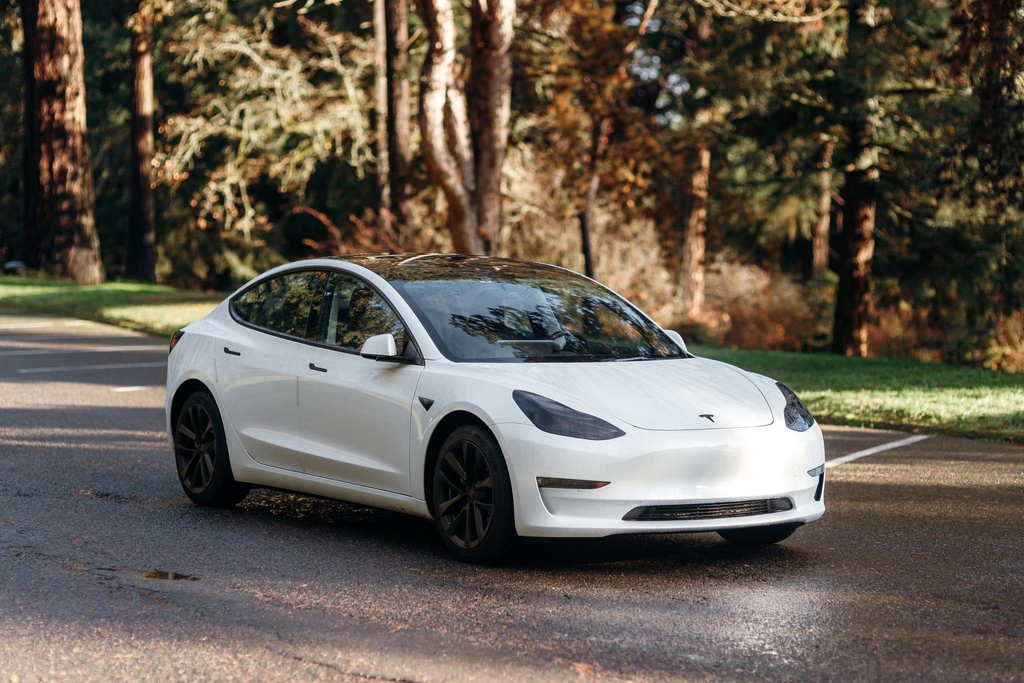Tesla Model 3 2023 in SeaTac, WA