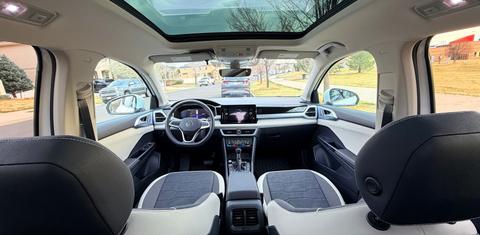Volkswagen Taos 2025