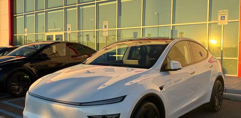 Tesla Model Y 2026