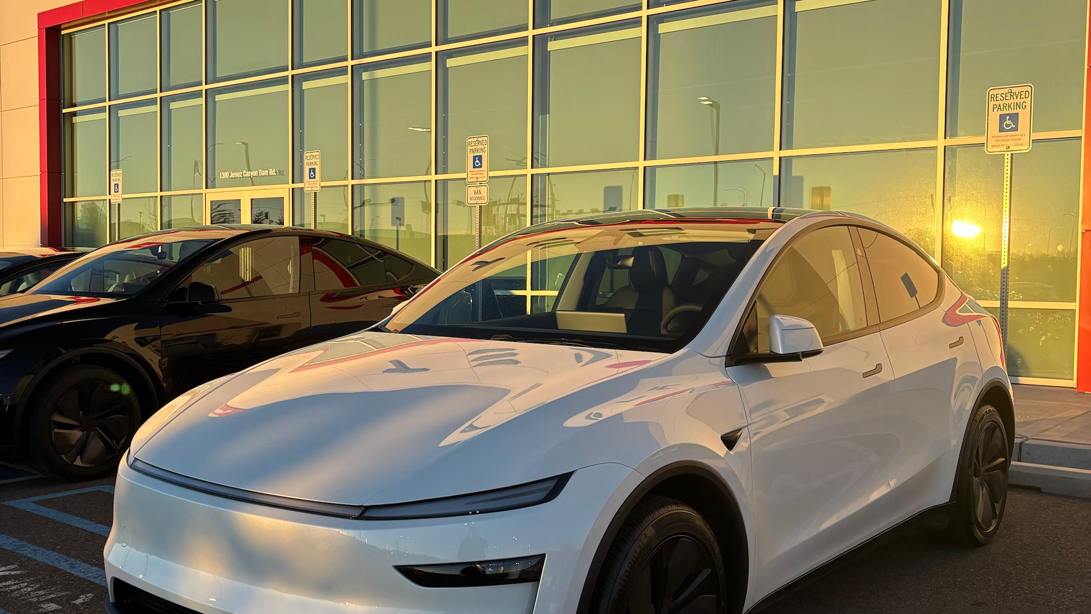 Tesla Model Y 2026 in Albuquerque, NM