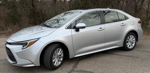 Toyota Corolla Hybrid 2026