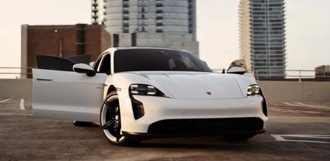 Porsche Taycan 2021