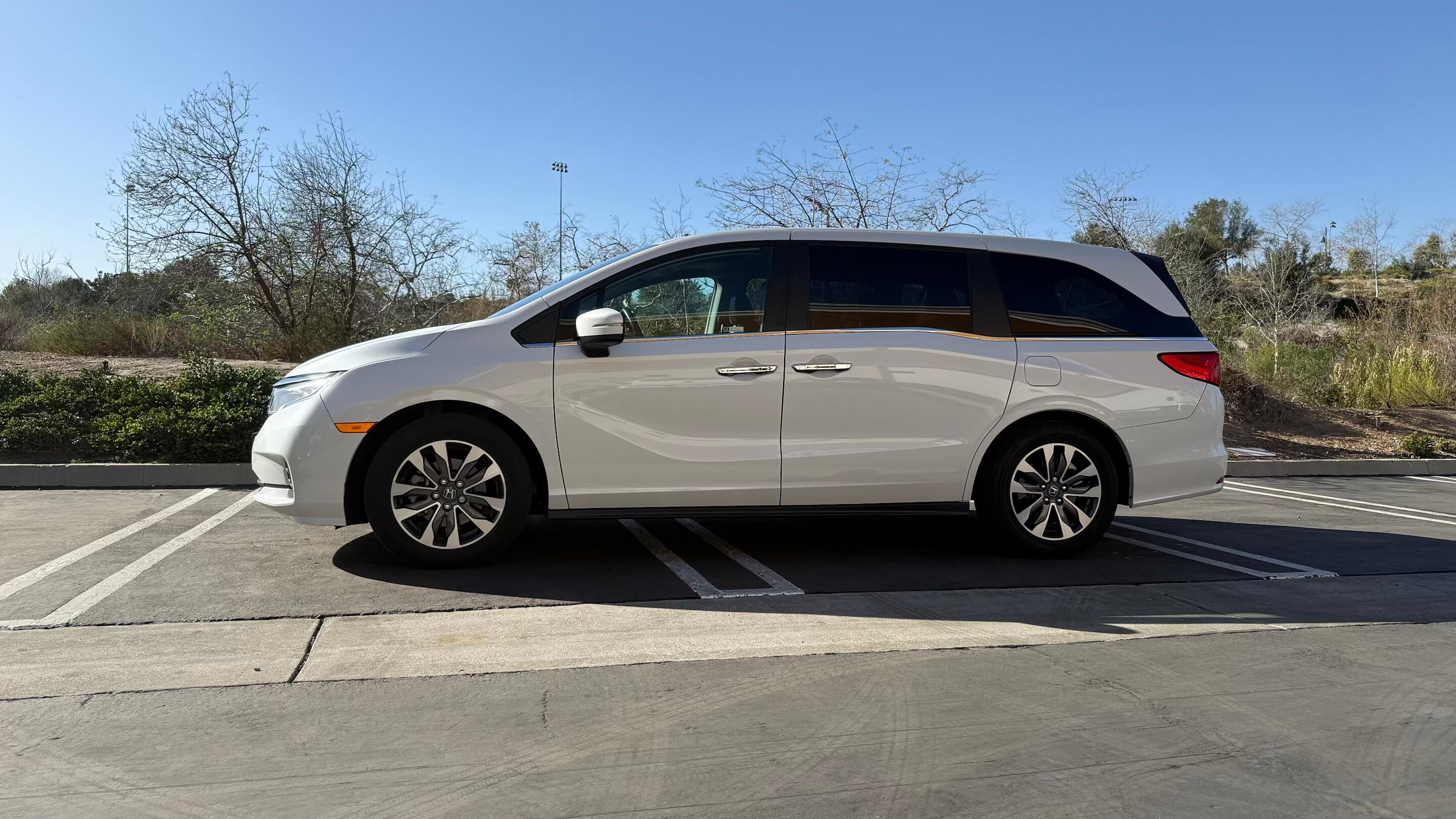 Honda Odyssey 2023 in Lake Forest, CA