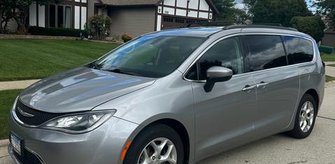 Chrysler Pacifica 2017