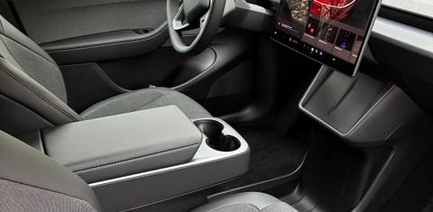Tesla Model Y 2026