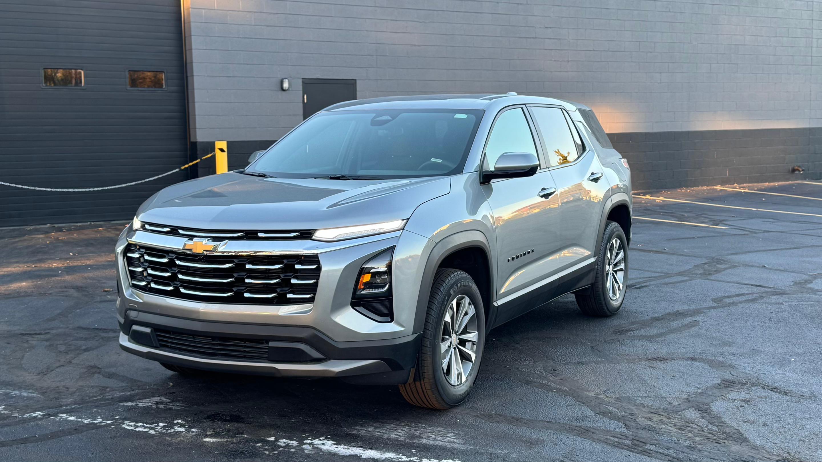 Chevrolet Equinox 2025 in Farmington Hills, MI