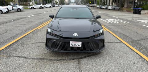 Toyota Camry Hybrid 2025