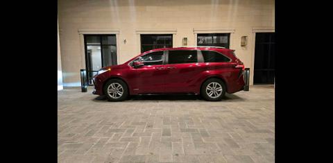Toyota Sienna 2021