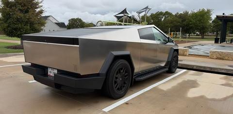 Tesla Cybertruck 2024