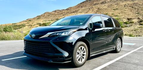 Toyota Sienna 2025