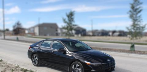 Hyundai Elantra 2025