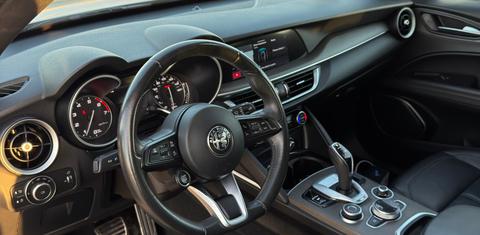 Alfa Romeo Stelvio 2022