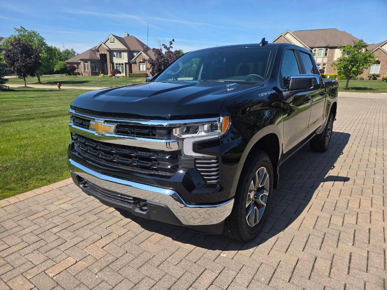 Chevrolet Silverado 1500 2026 in Plymouth, MI