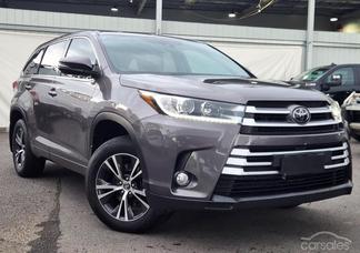 Toyota Highlander car