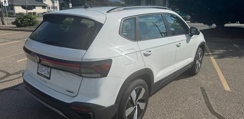 Volkswagen Taos 2025