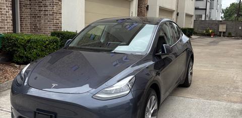 Tesla Model Y 2023