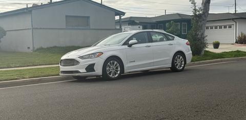 Ford Fusion Hybrid 2019