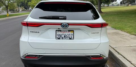 Toyota Venza 2024