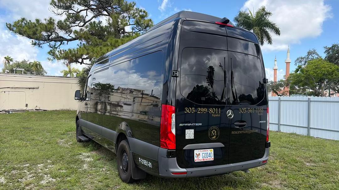 Mercedes-Benz Sprinter 2024 in 
