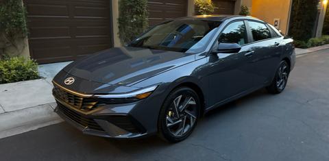 Hyundai Elantra 2025