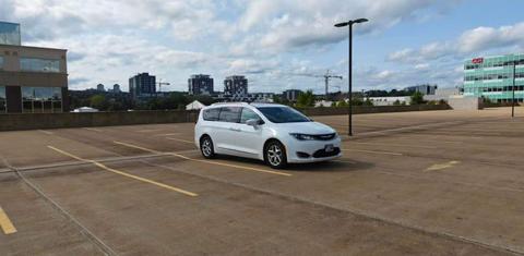 Chrysler Pacifica 2017