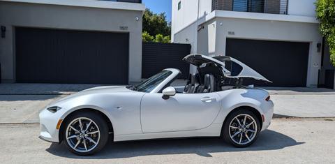 Mazda MX-5 Miata RF 2023