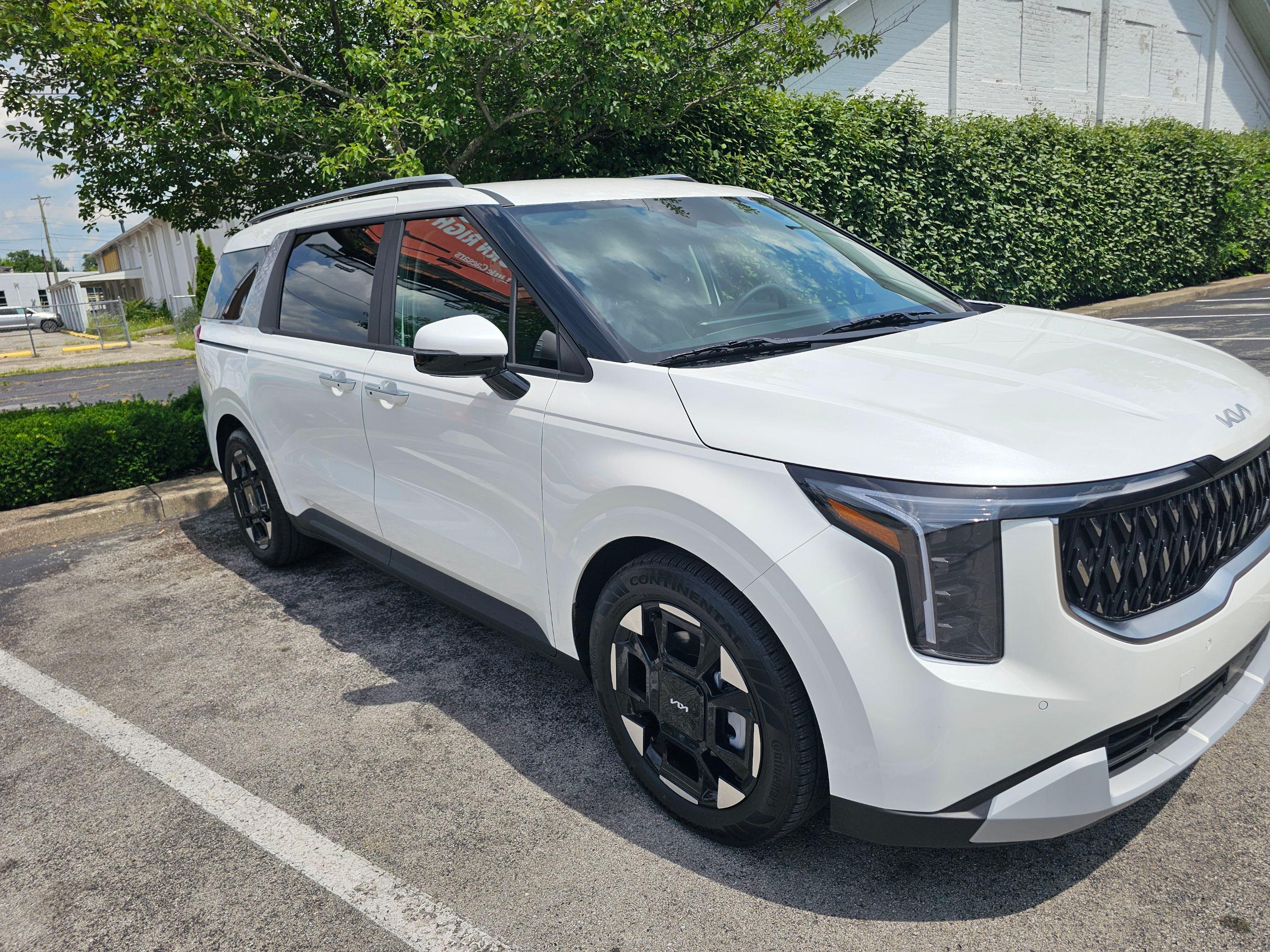 Kia Carnival 2025 in Lexington, KY