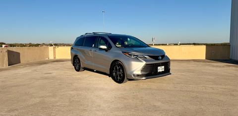 Toyota Sienna 2025