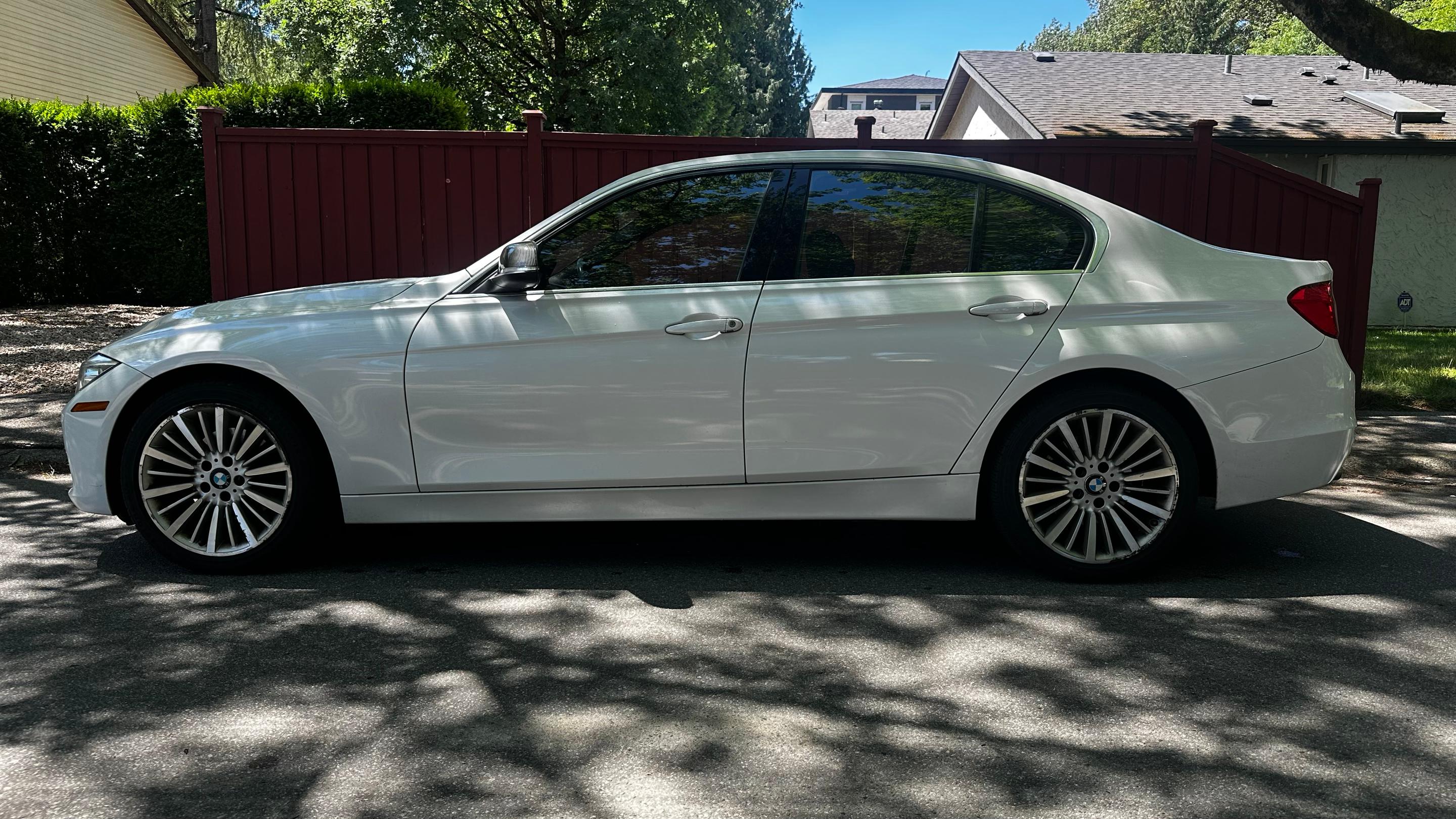 BMW 3 Series 2015 in Surrey, BC