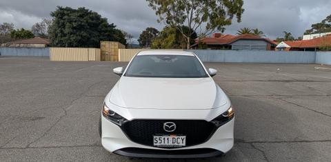 Mazda MAZDA3 2024