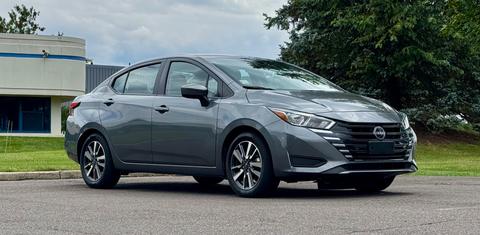 Nissan Versa 2023