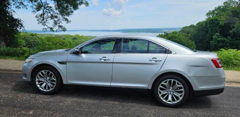 Ford Taurus 2014