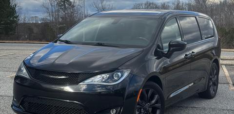 Chrysler Pacifica 2019
