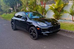 Porsche Macan 2018 in Honolulu
