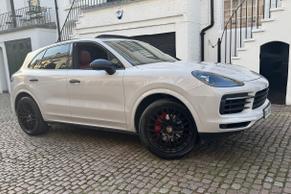 Porsche Cayenne 2019 in London