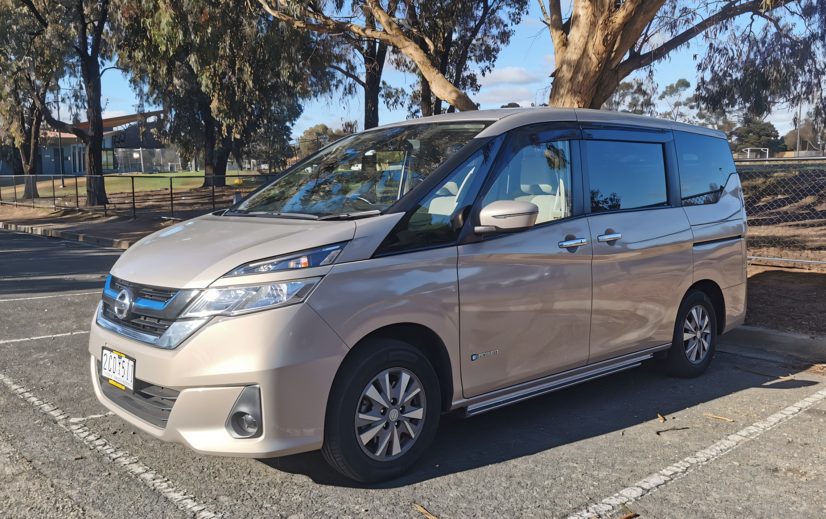 Nissan Serena e-Power Hybrid 2018 in Vermont