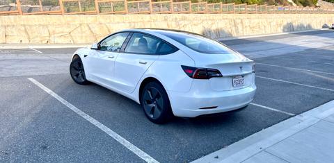 Tesla Model 3 2023