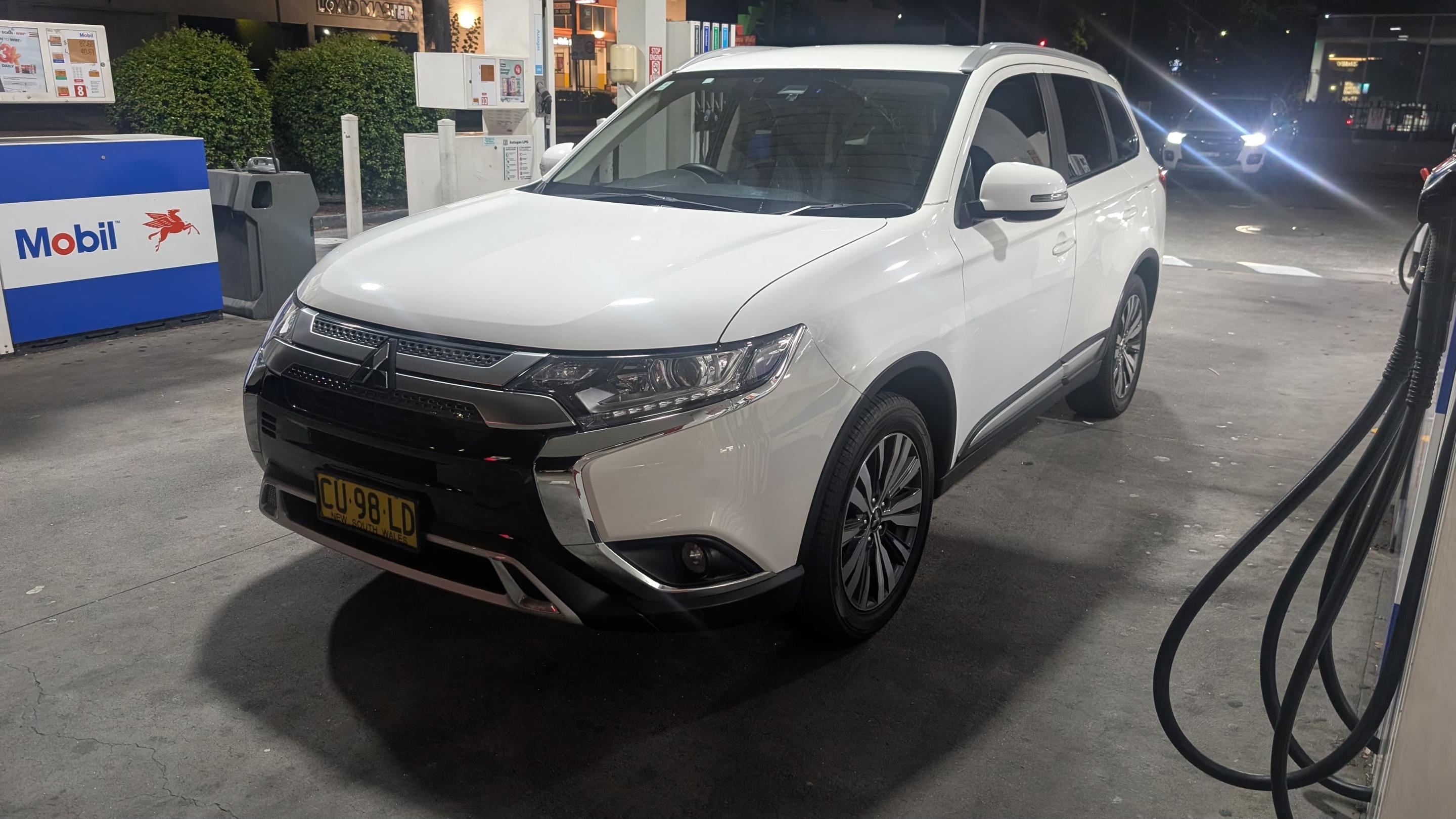Mitsubishi OUTLANDER 2019 in Chippendale