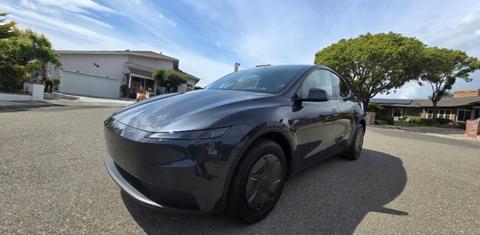 Tesla Model Y 2026